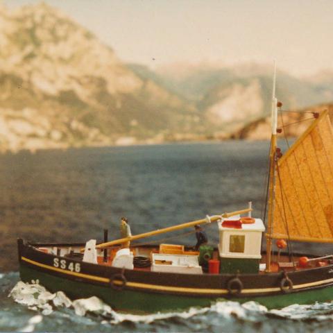 Cornish Lugger circa 1955. A model of one of these popular fishing vessels. They operated out of the area to the west of the Lizard in Cornwall. Considered to be outstanding for not only their speed and seaworthiness but also their carrying capacity. Cornish Lugger circa 1955. Model length 3 inches.